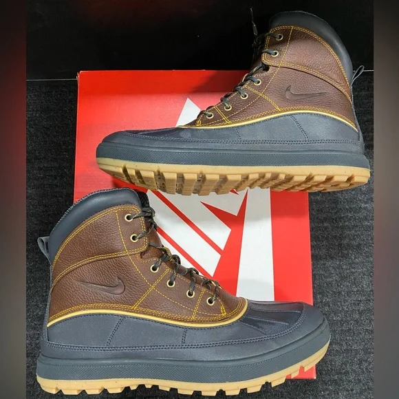 Nike ACG | Shoes | Nike Acg Woodside 2 Duck Boots Dark Gold  display picture 1